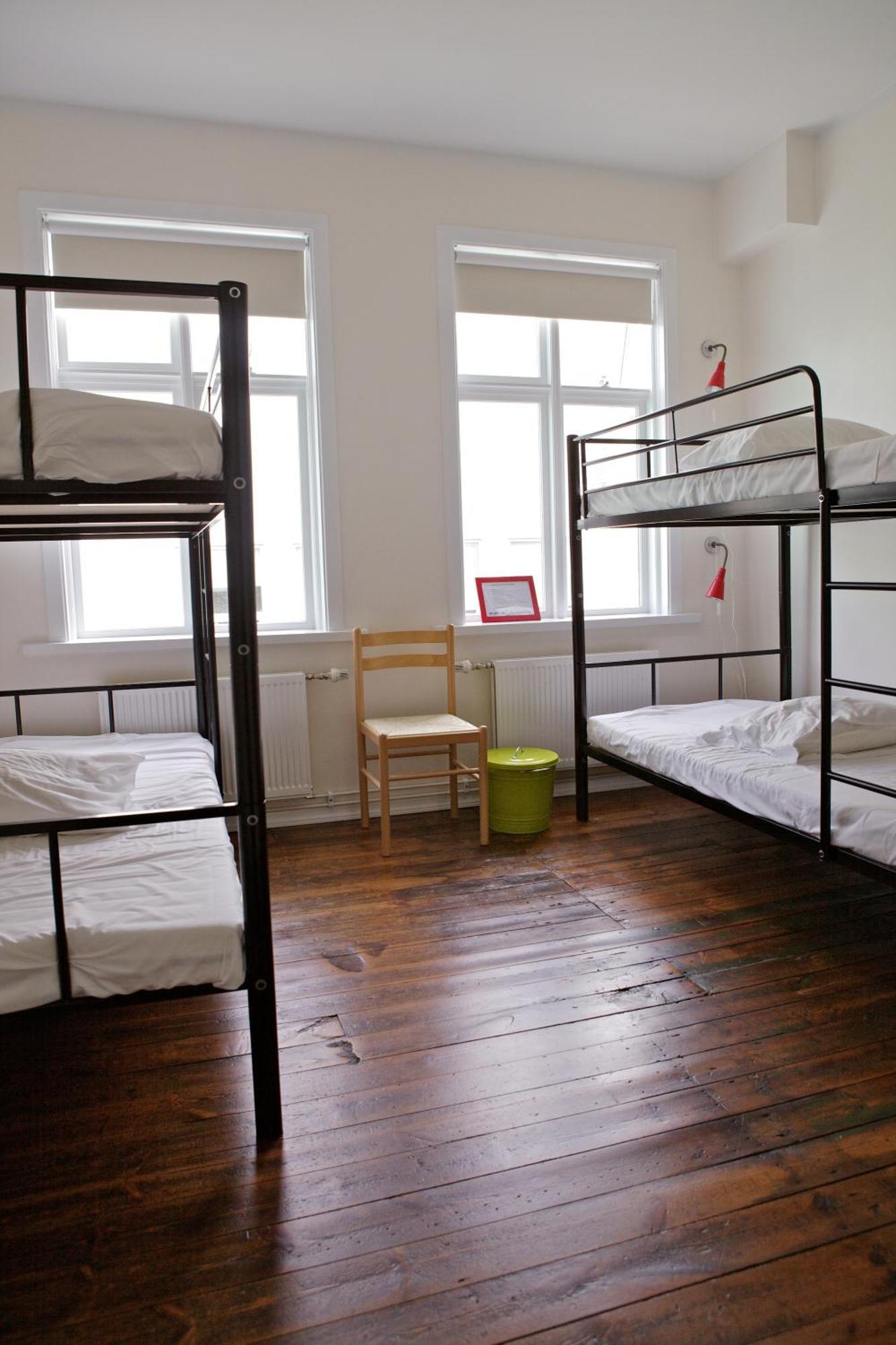 بيت شباب Akureyri Backpackers المظهر الخارجي الصورة