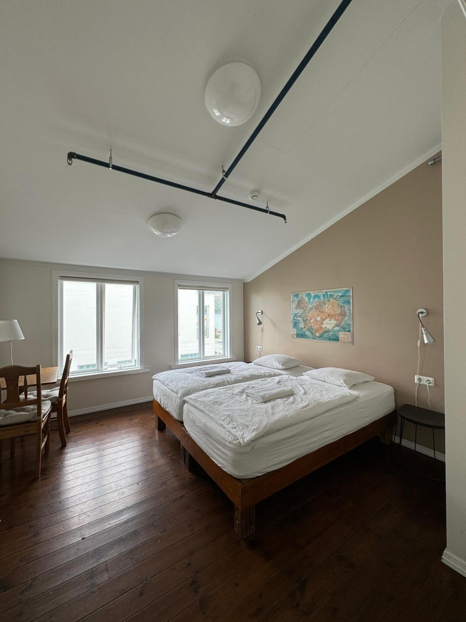 بيت شباب Akureyri Backpackers المظهر الخارجي الصورة