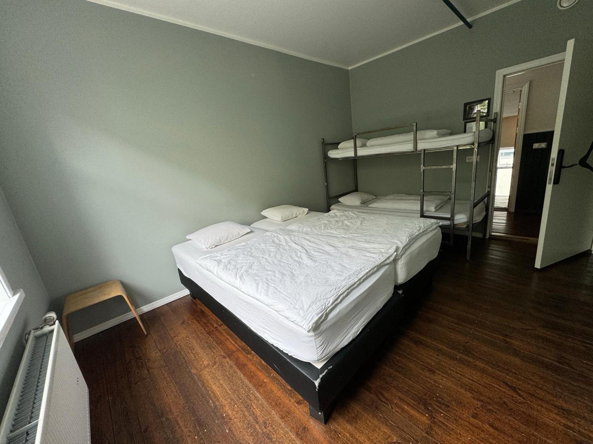 بيت شباب Akureyri Backpackers المظهر الخارجي الصورة